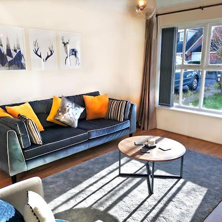 Emerald House - Spacious 3 Bed House With Ensuite Parking Gardens And Netflix Leamington Spa Exterior photo