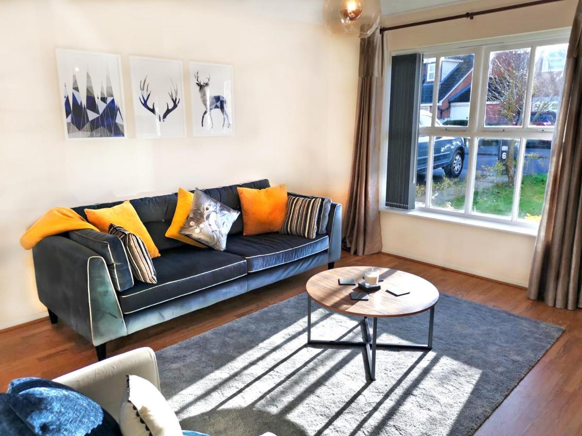 Emerald House - Spacious 3 Bed House With Ensuite Parking Gardens And Netflix Leamington Spa Exterior photo