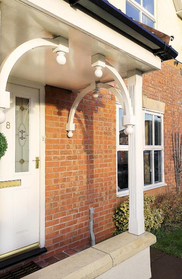 Emerald House - Spacious 3 Bed House With Ensuite Parking Gardens And Netflix Leamington Spa Exterior photo